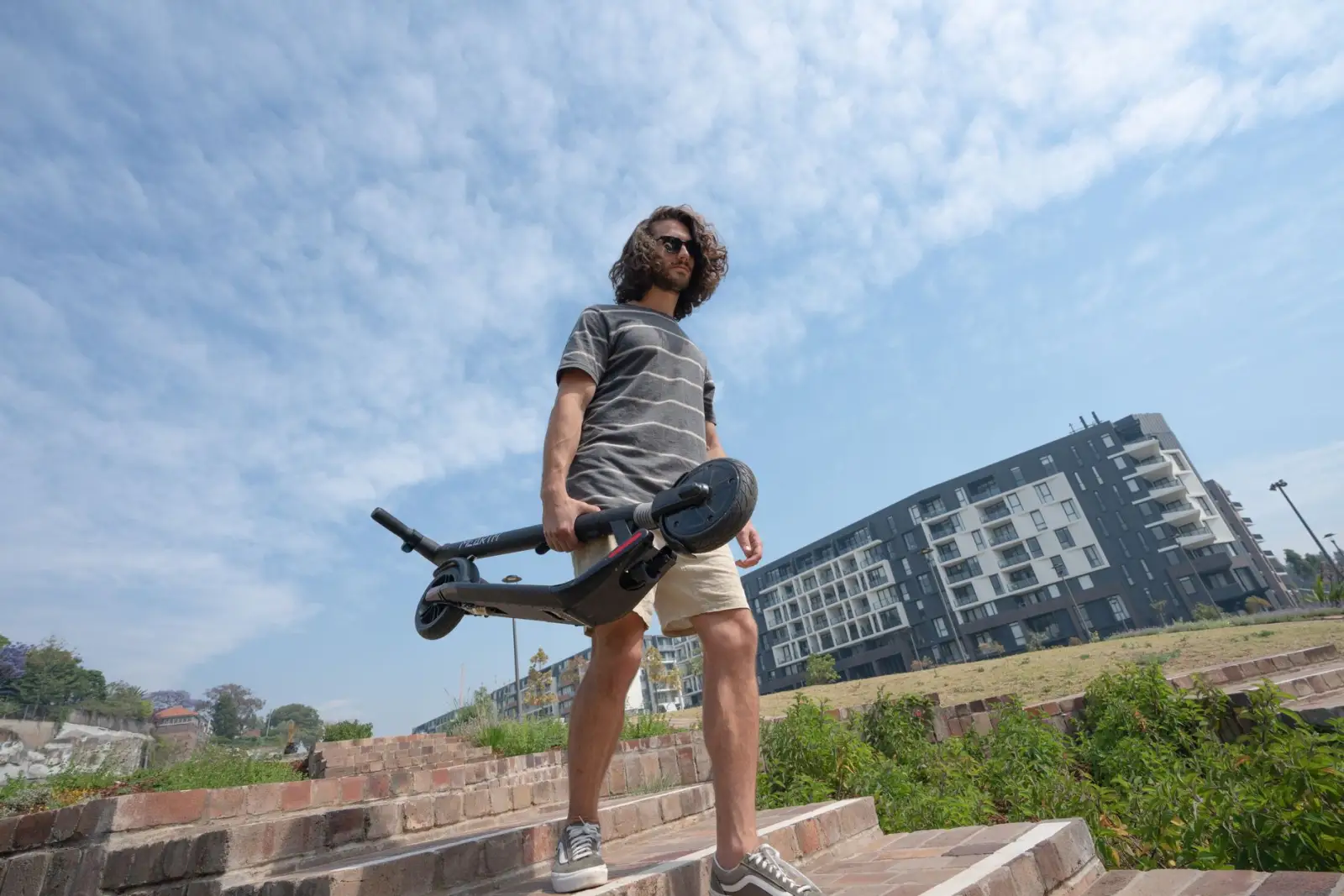 电动踏板车核心结构与性能特点详解及适用出行场景说明正文配图 1